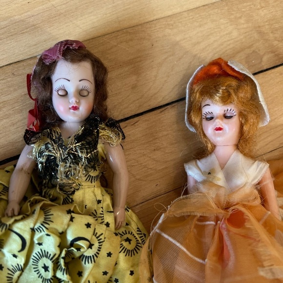 Vintage Antique open shut sleepy eyed fancy dressed up dolls - Picture 13 of 13